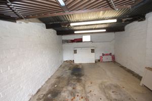 Photo 30- click for photo gallery